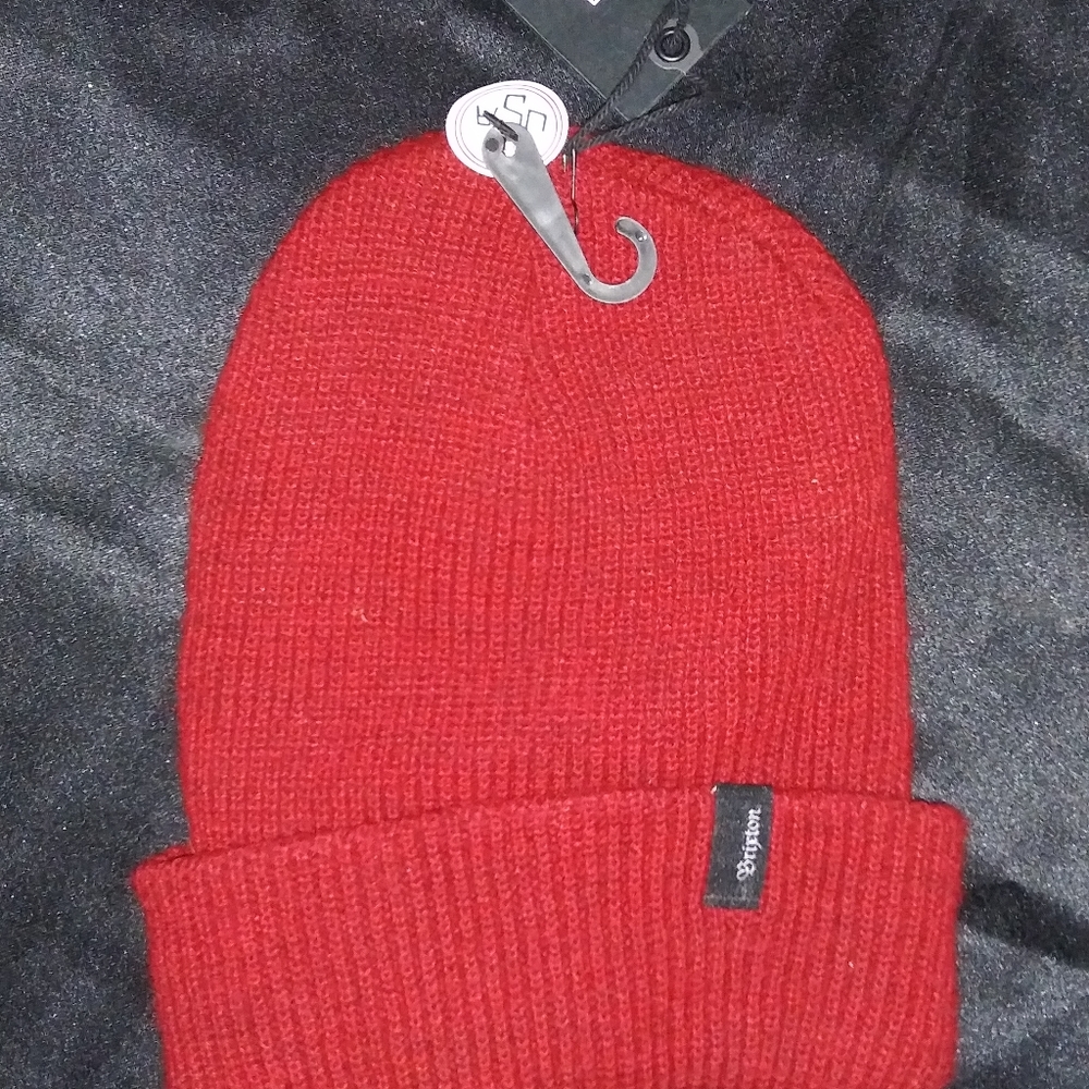 Brixton beanie/scully